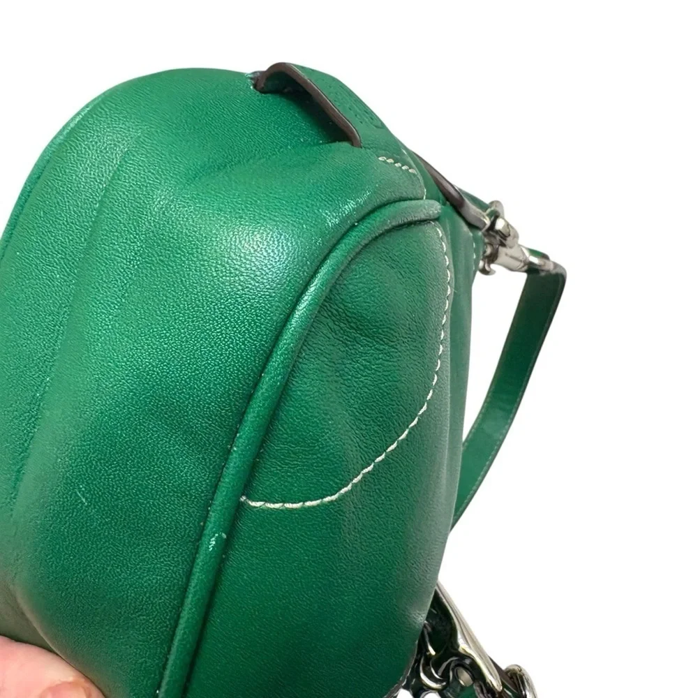 Coach vintage 7542 hamptons mini soho Demi bag in green leather rare